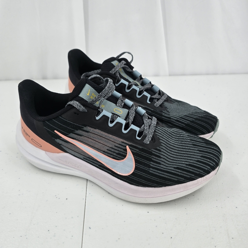 Nike Air Winflo 9 Women's‎ Size 9 Black Pink Athletic Running Shoes DD8686-004.